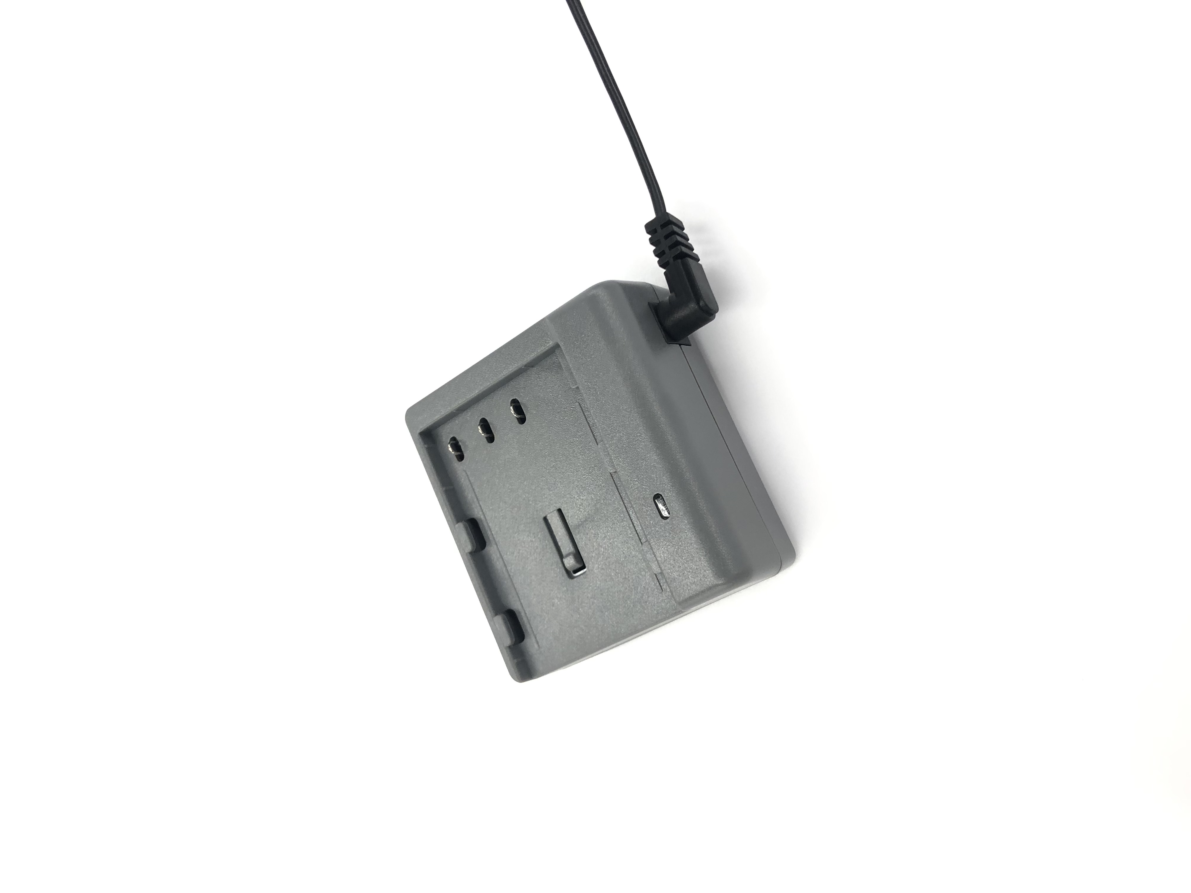 興研 充電器